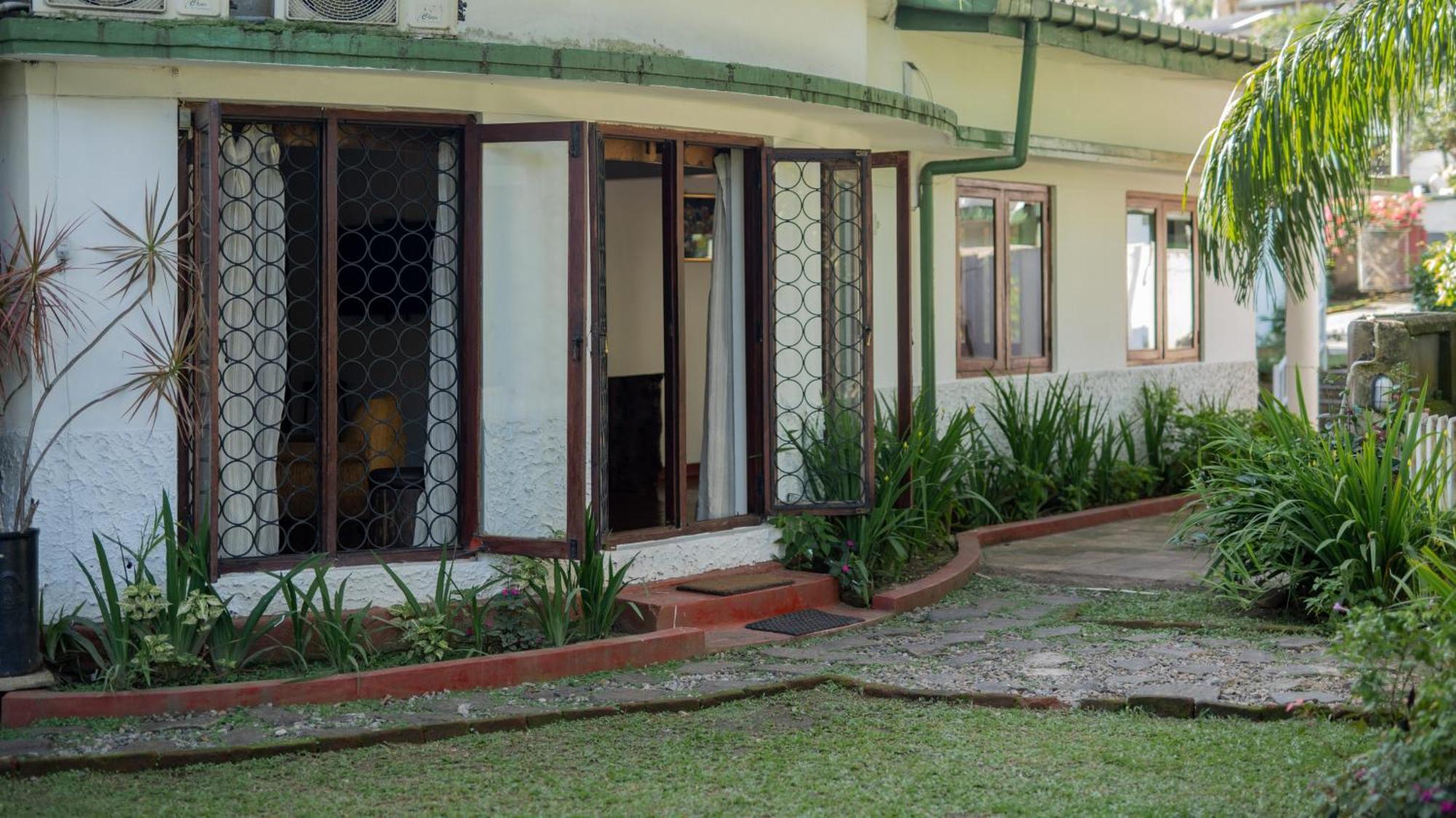 Kandy Boutique Villa By Fortuna Bungalows Exterior foto