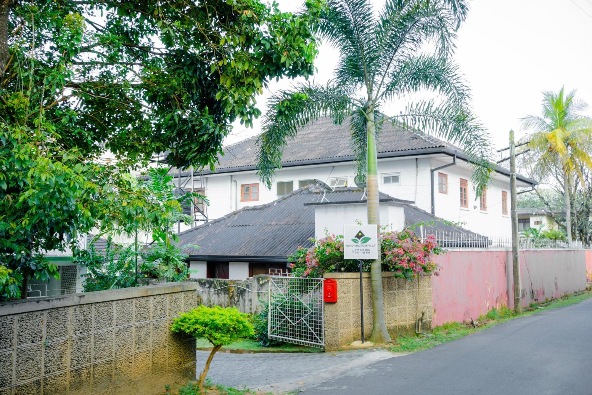 Kandy Boutique Villa By Fortuna Bungalows Exterior foto